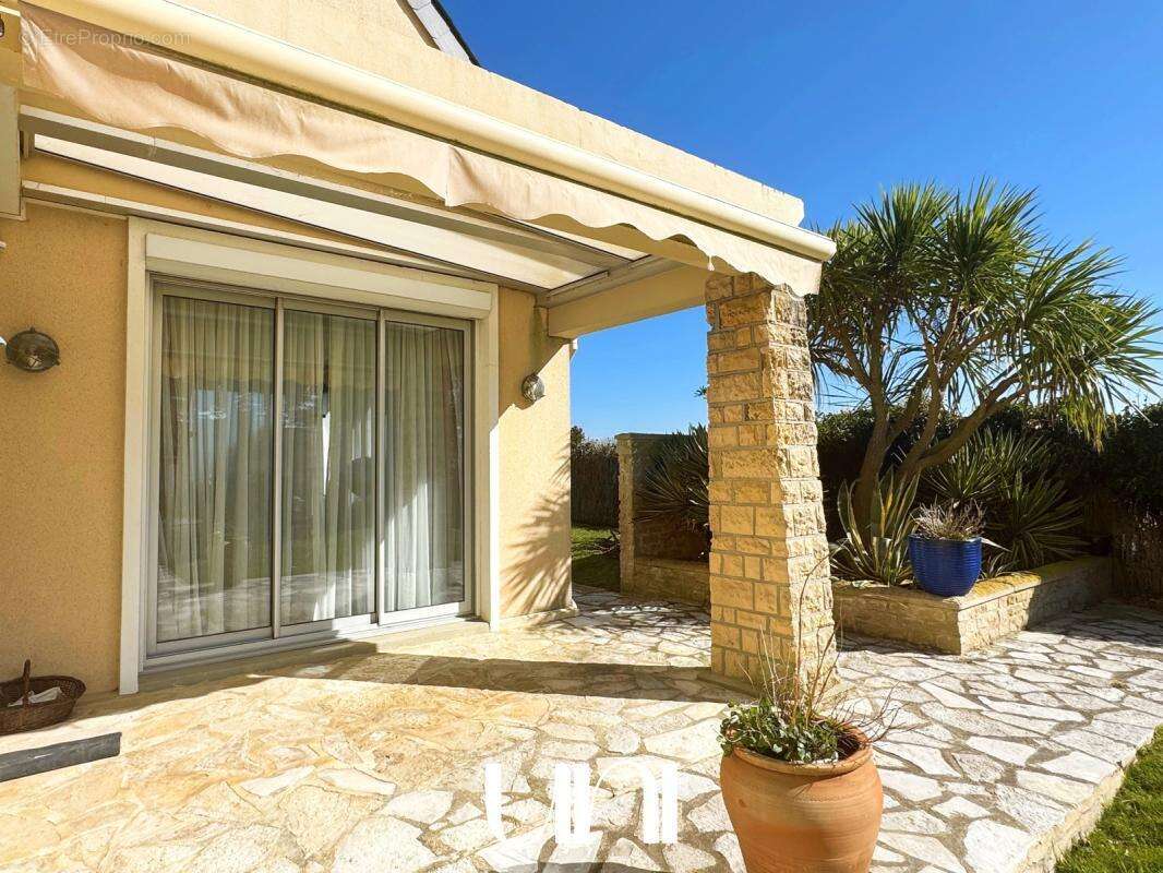 Maison à SAINT-AUBIN-SUR-MER