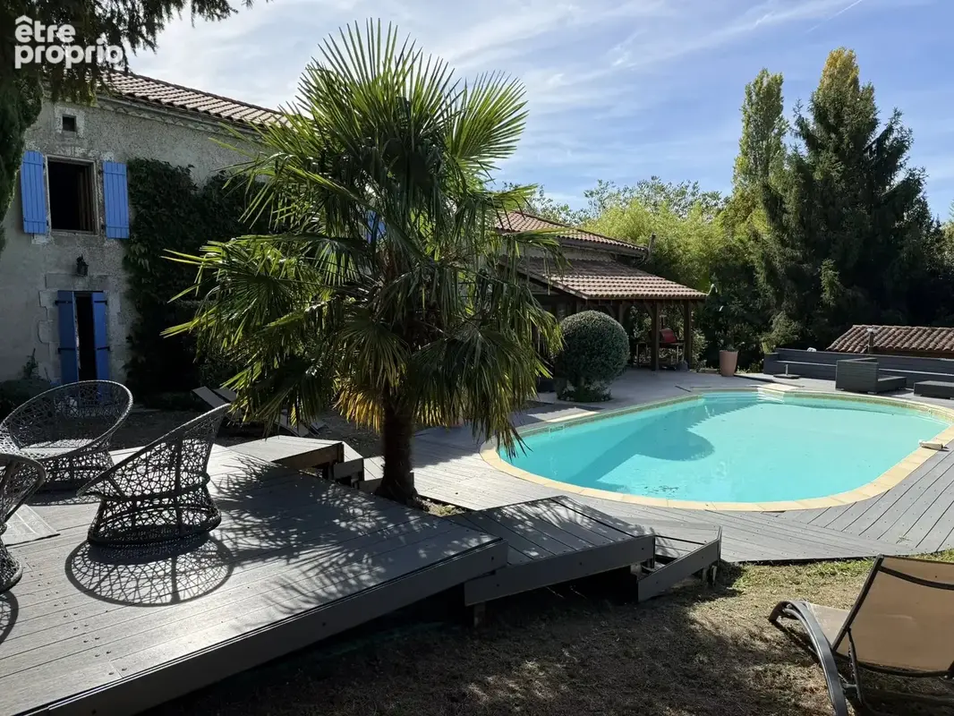 Fabuleuse maison individuelle de caractère en pierre avec piscine - photo 20