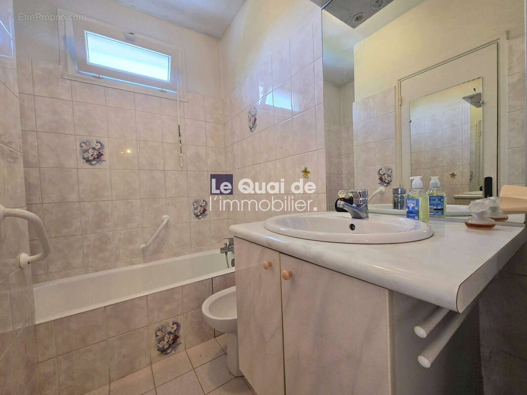 Appartement à SAINT-EGREVE