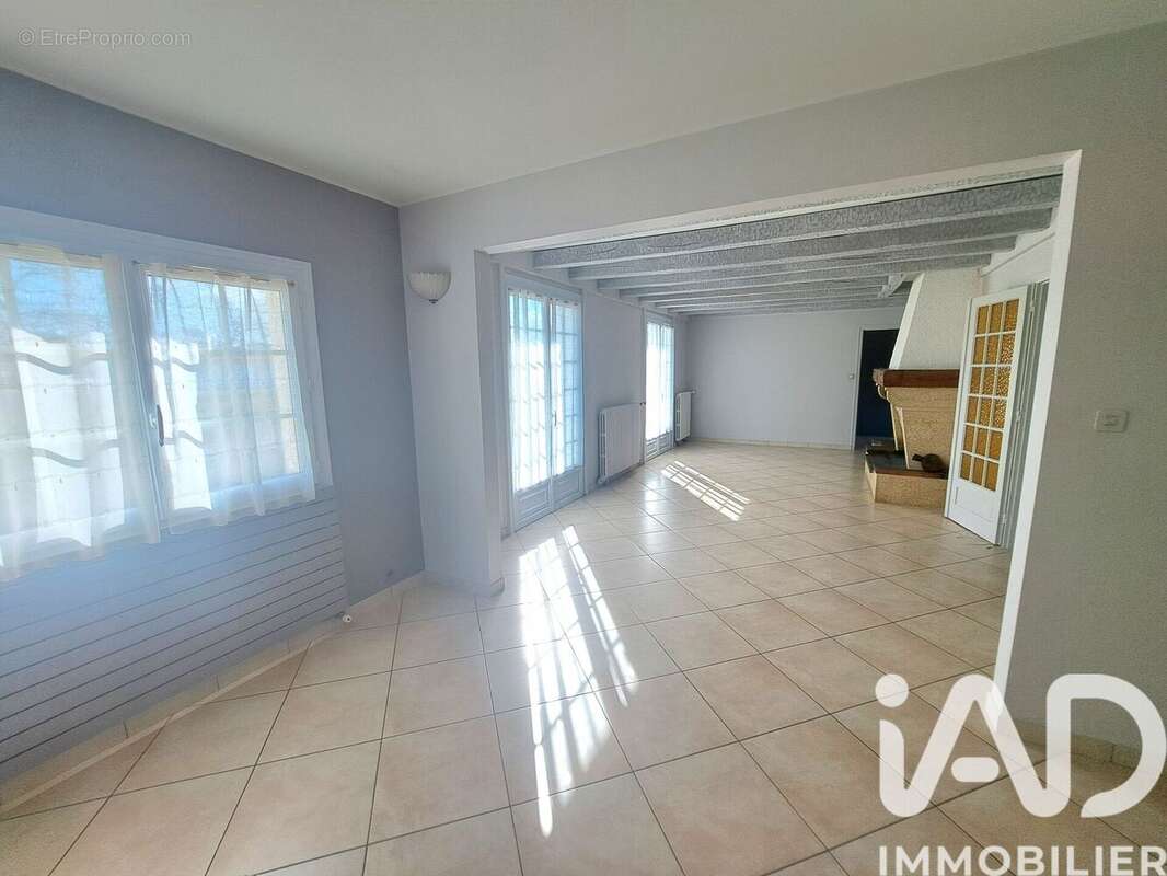Photo 2 - Maison à LA FERRIERE