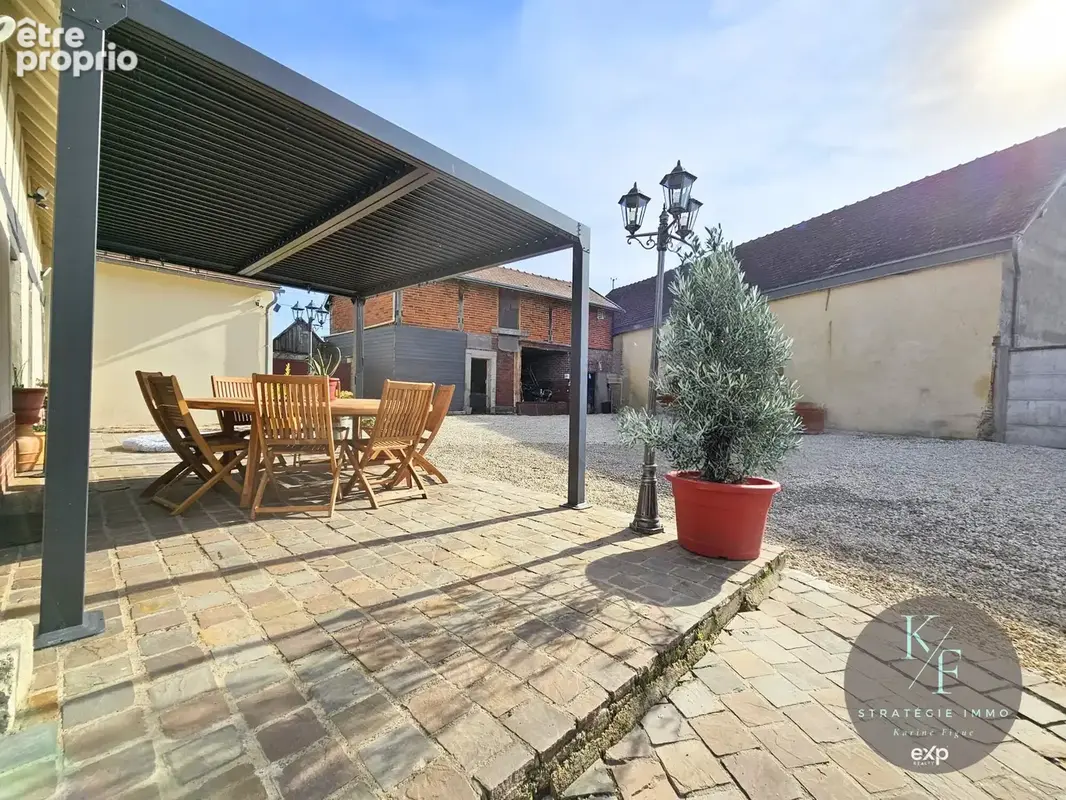 Maison 210 m² à Chaumont-En-Vexin  - photo 4