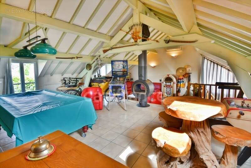 Commerce à BOUTIGNY-SUR-ESSONNE