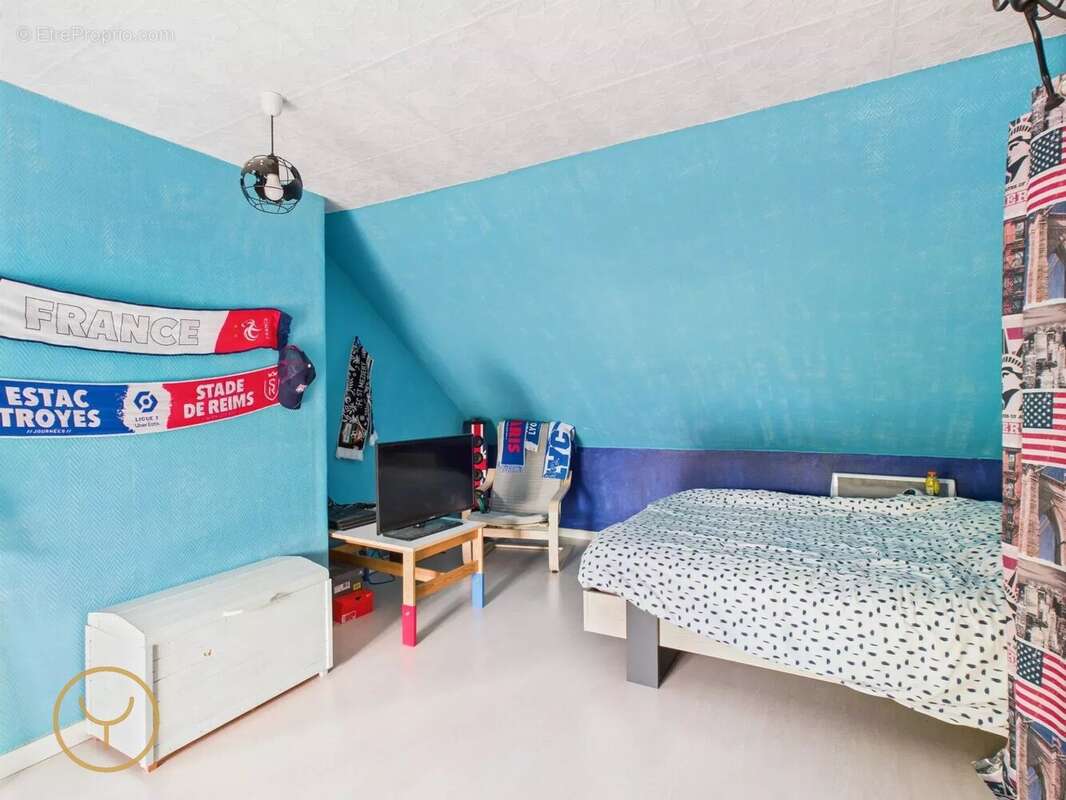 Maison à VALLANT-SAINT-GEORGES