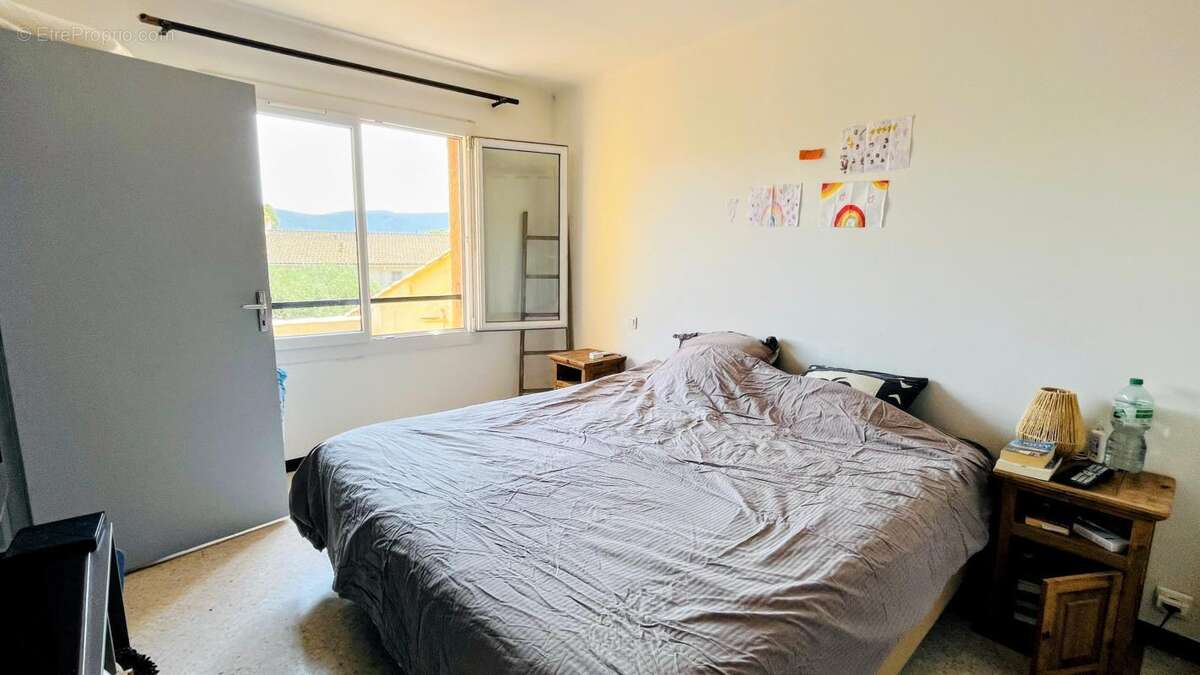 Maison 83 m² à Cogolin  - photo 11