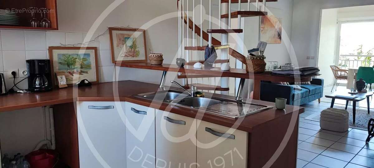 Appartement à BAIE-MAHAULT