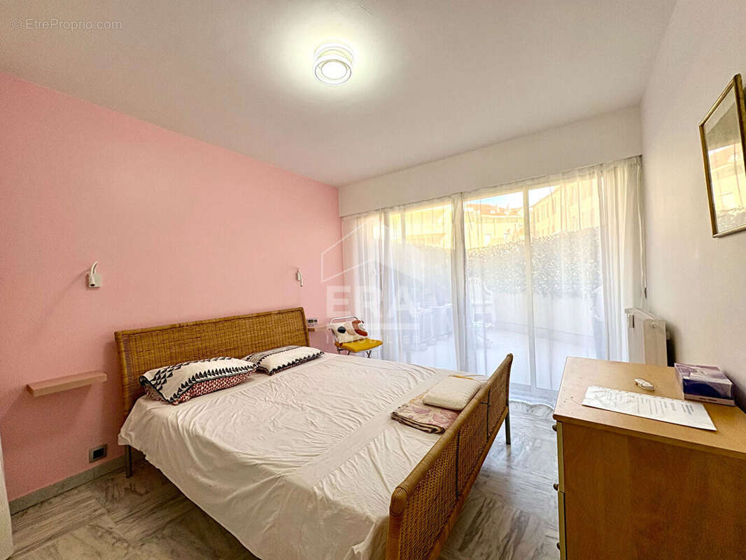 Appartement 74m² à Juan les Pins - photo 5