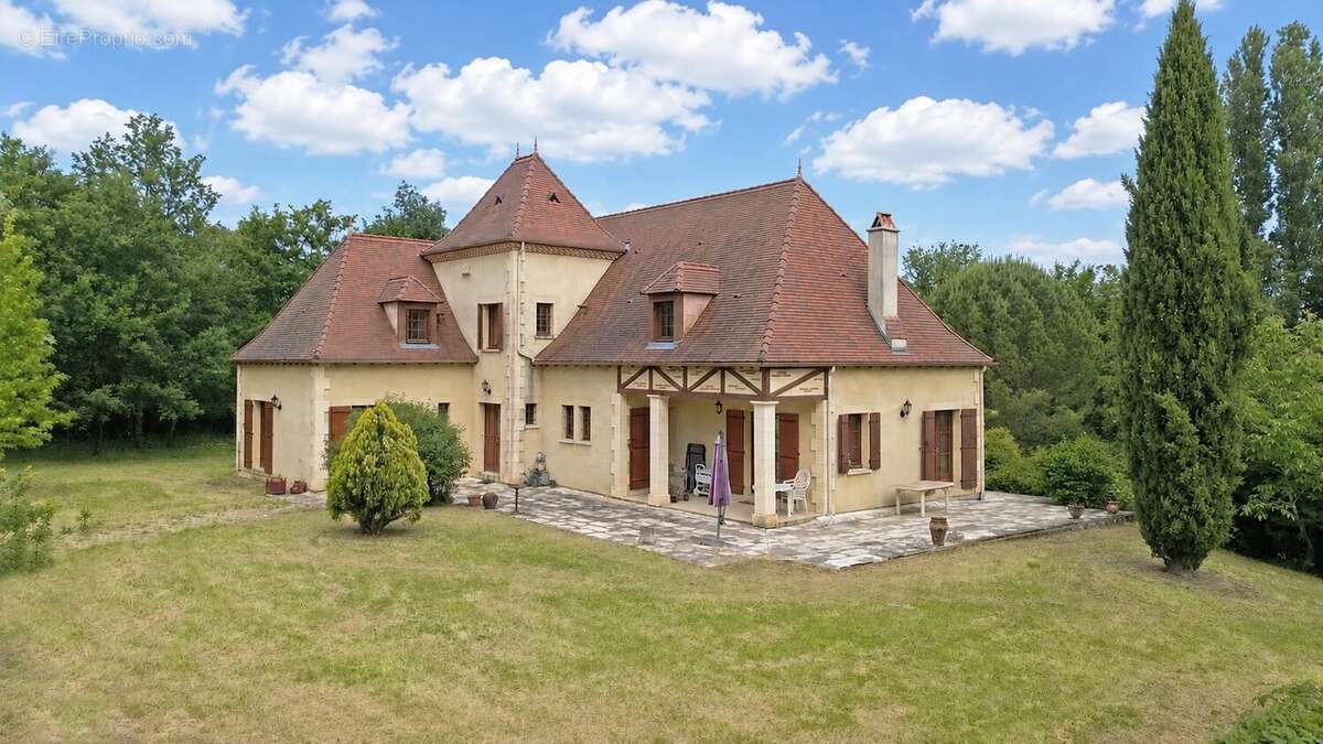Maison à LAUZUN