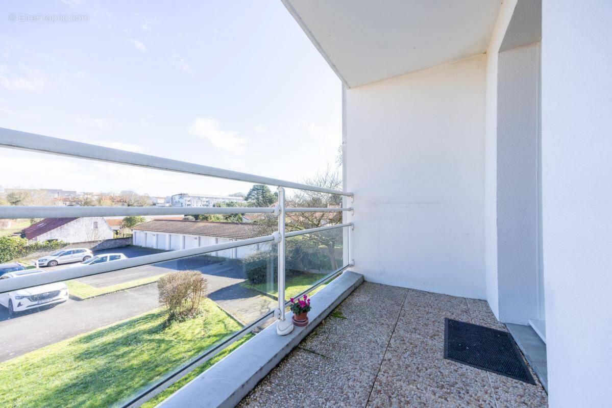 Appartement à SAINT-SEBASTIEN-SUR-LOIRE