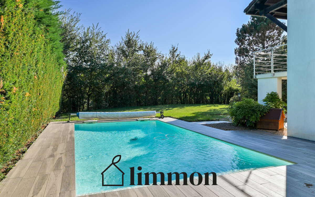 Maison à CAILLOUX-SUR-FONTAINES