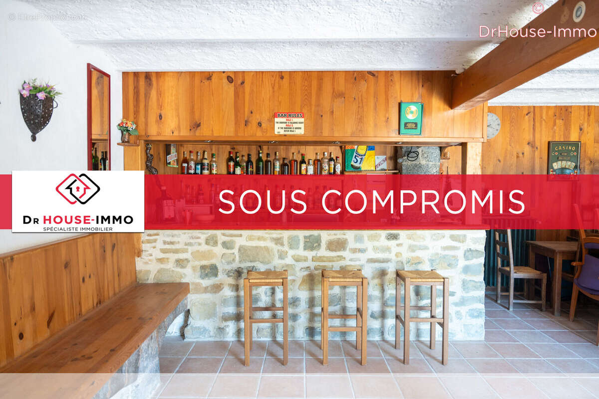 Maison à MONTCLAR-SUR-GERVANNE