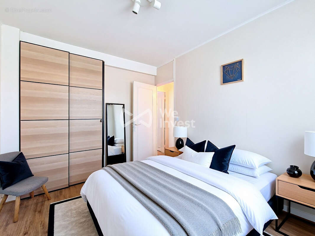 Chambre 2 rdc - Maison à VILLENEUVE-LE-COMTE