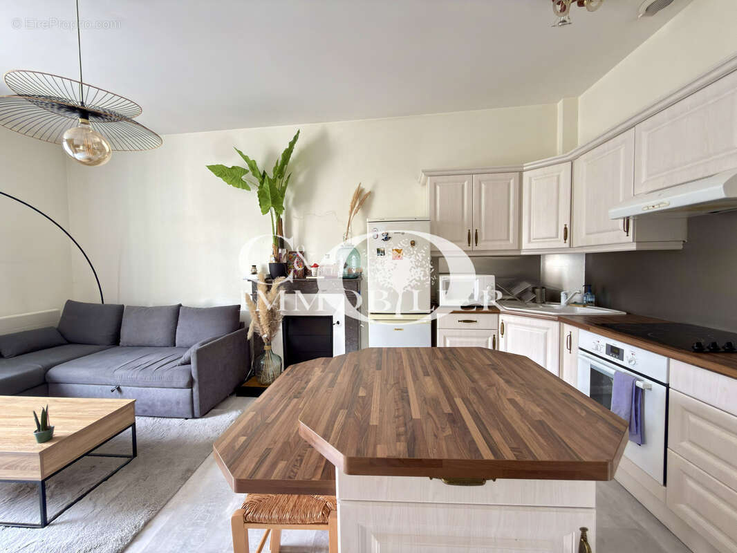  Appartement au coeur du bourg - photo 2