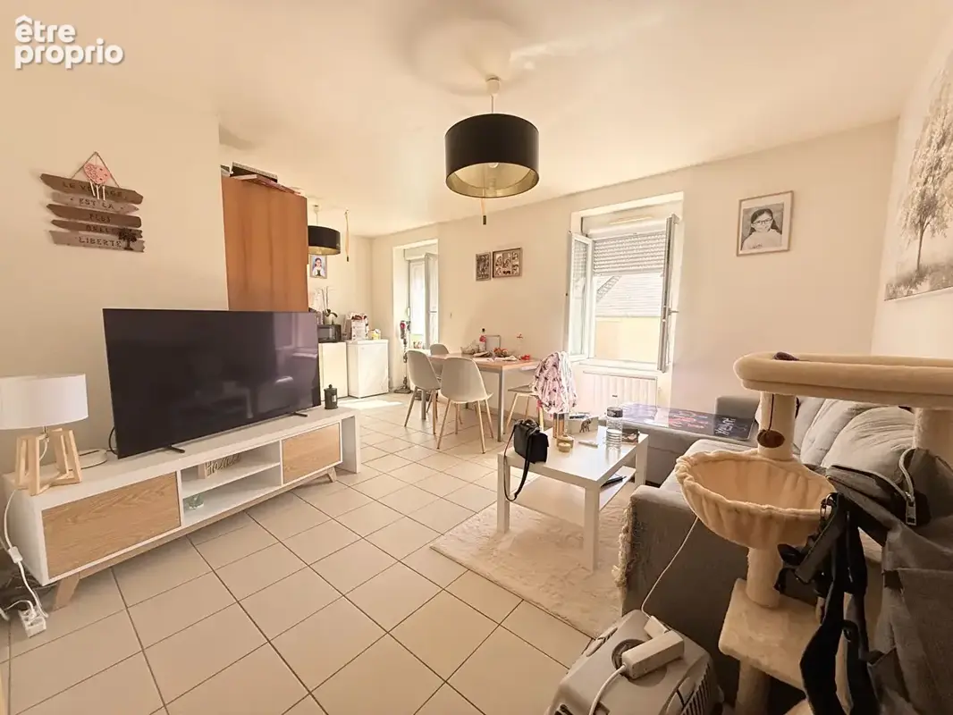 BOURGES/ASNIERES  Immeuble de 6 appartements et 6 parkings. - photo 3