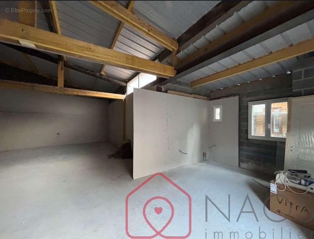 Batiment de 100m² environ - photo 2