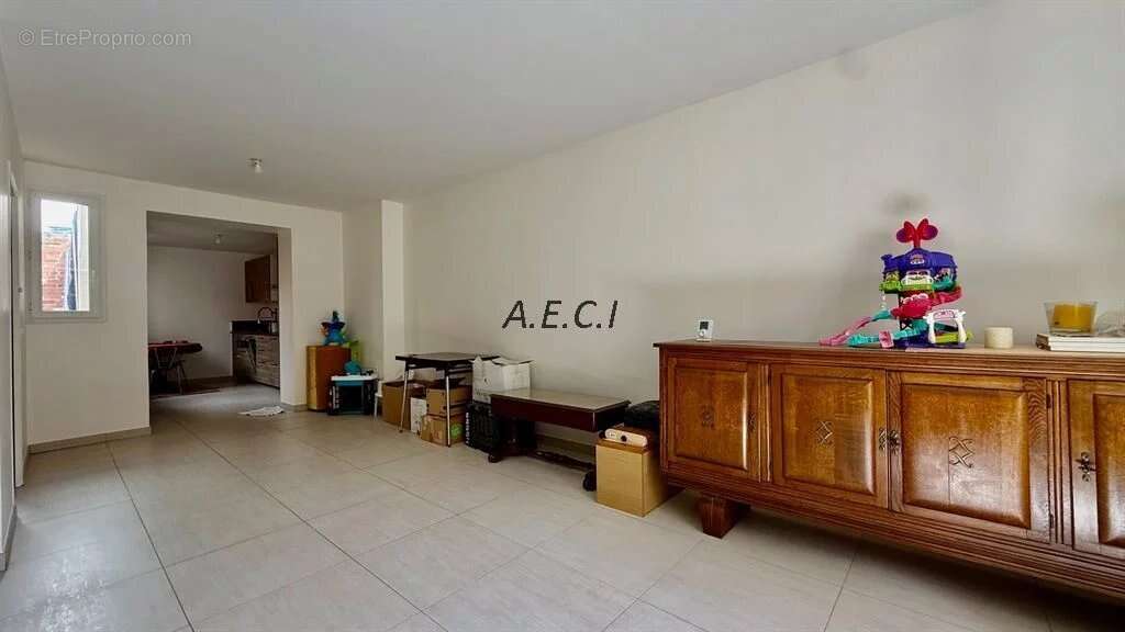 Maison à ASNIERES-SUR-SEINE