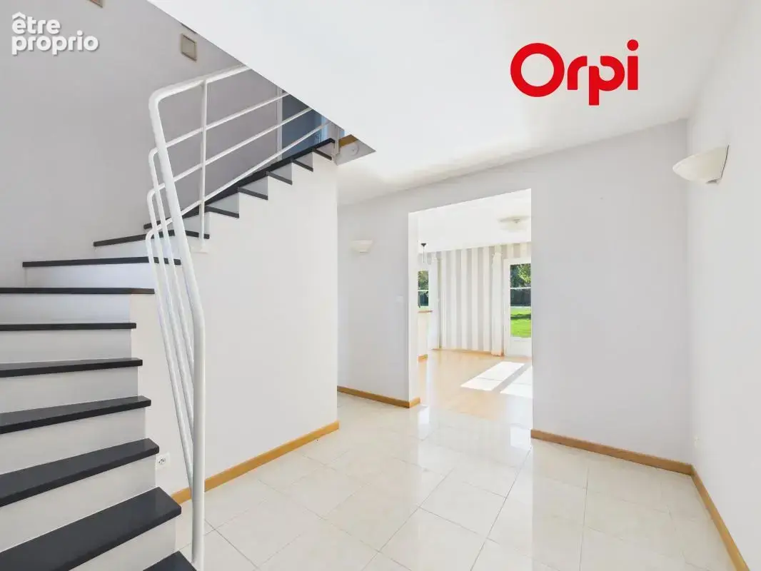 Maison avec jardin proche centre-ville - photo 10