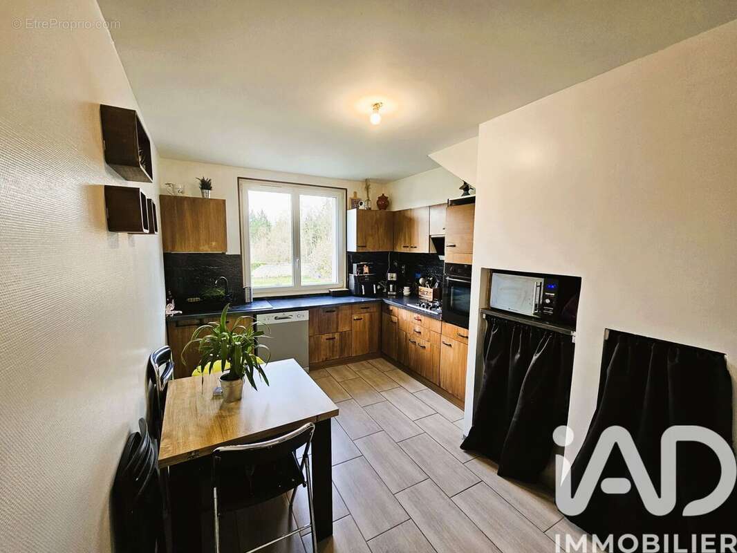 Maison 130 m² à Montreuil-Aux-Lions  - photo 4