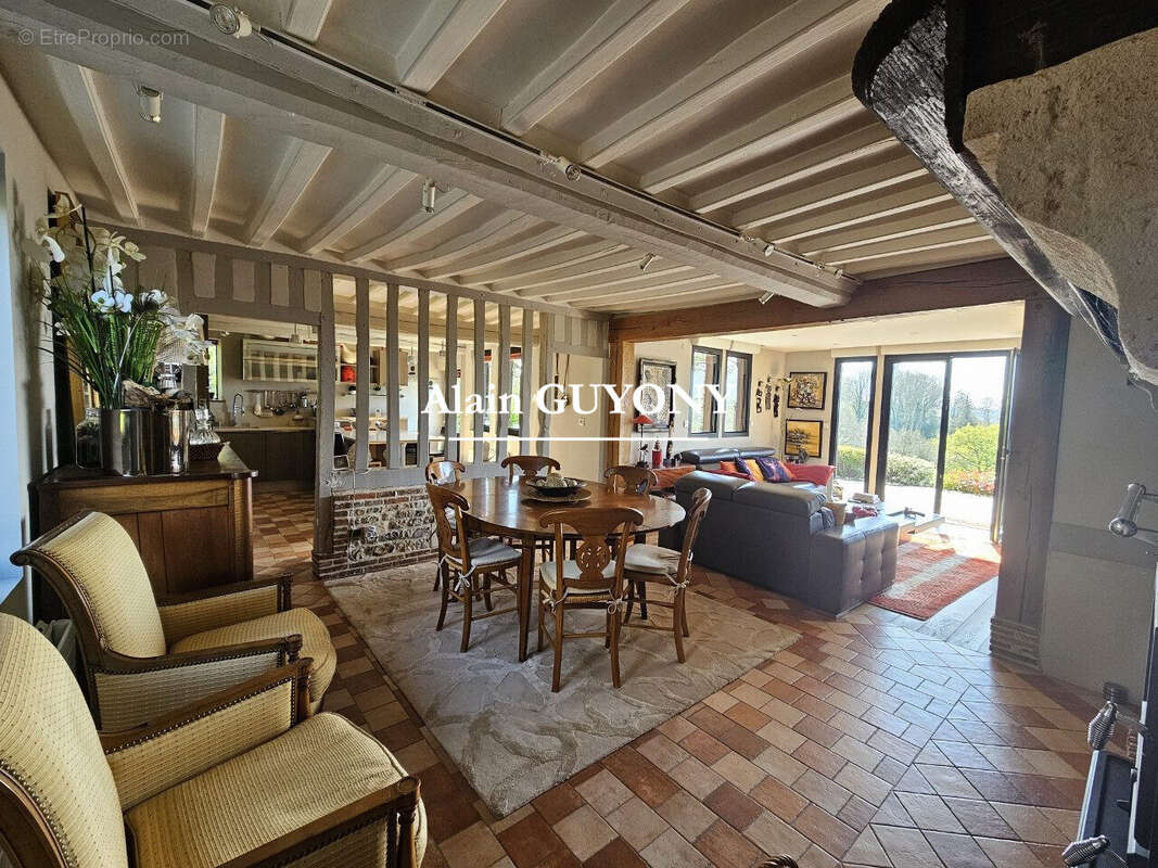 Maison 111 m² à Pont-L'eveque  - photo 3