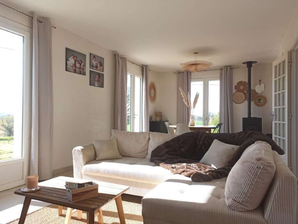 Maison à vendre | Lelin-Lapujolle | Gers - Maison à LELIN-LAPUJOLLE