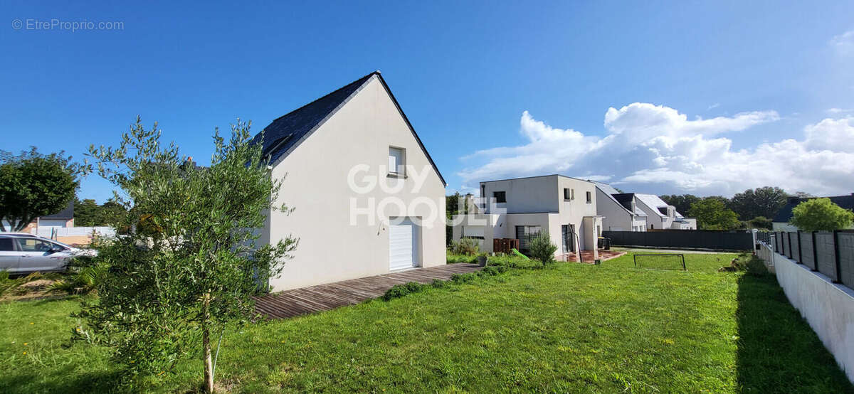 Maison à LOCMARIA-GRAND-CHAMP