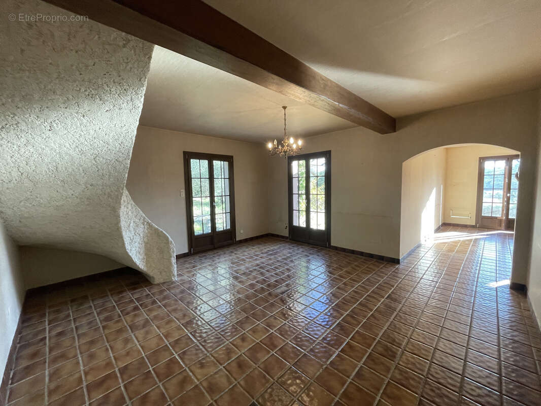 Maison à MONTFORT-SUR-ARGENS