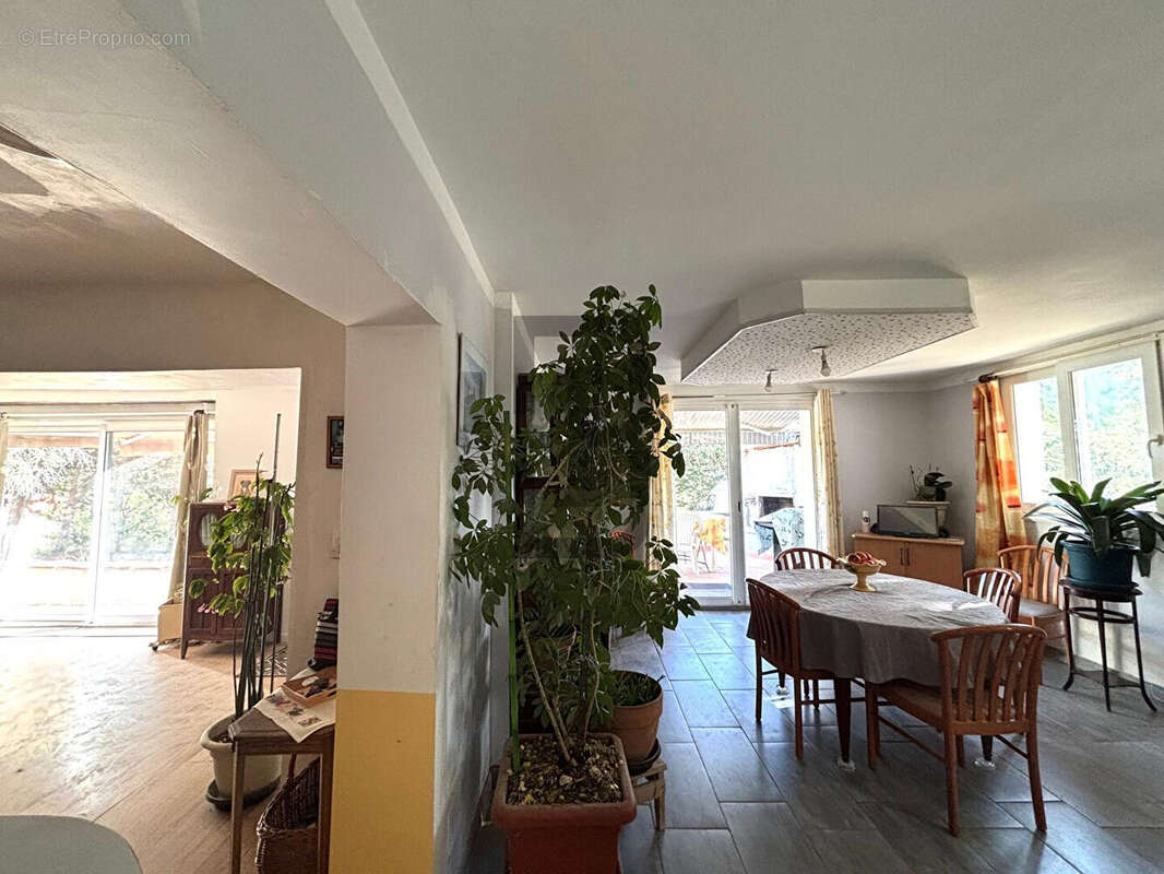 Maison 150 m² à Limoux  - photo 6