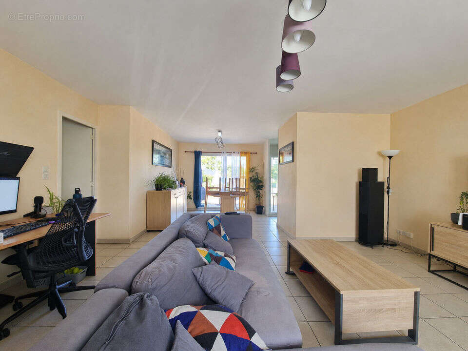 Maison 101 m² à Chemille  - photo 9