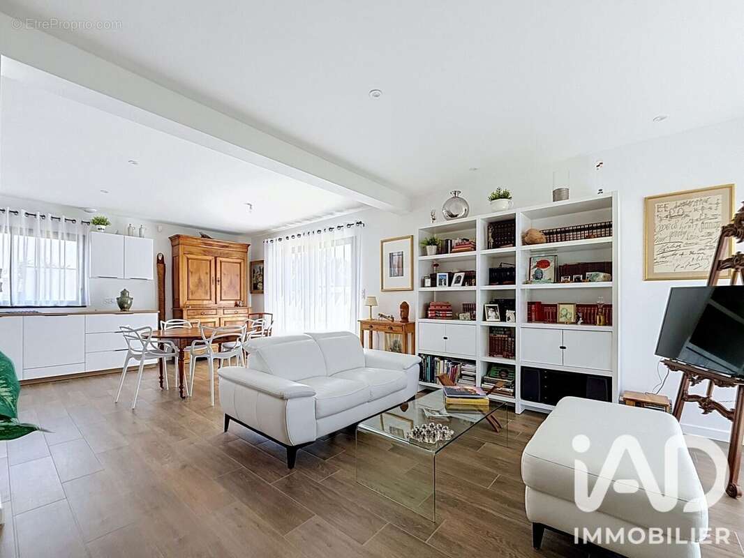 Maison 100 m² à Planguenoual  - photo 5