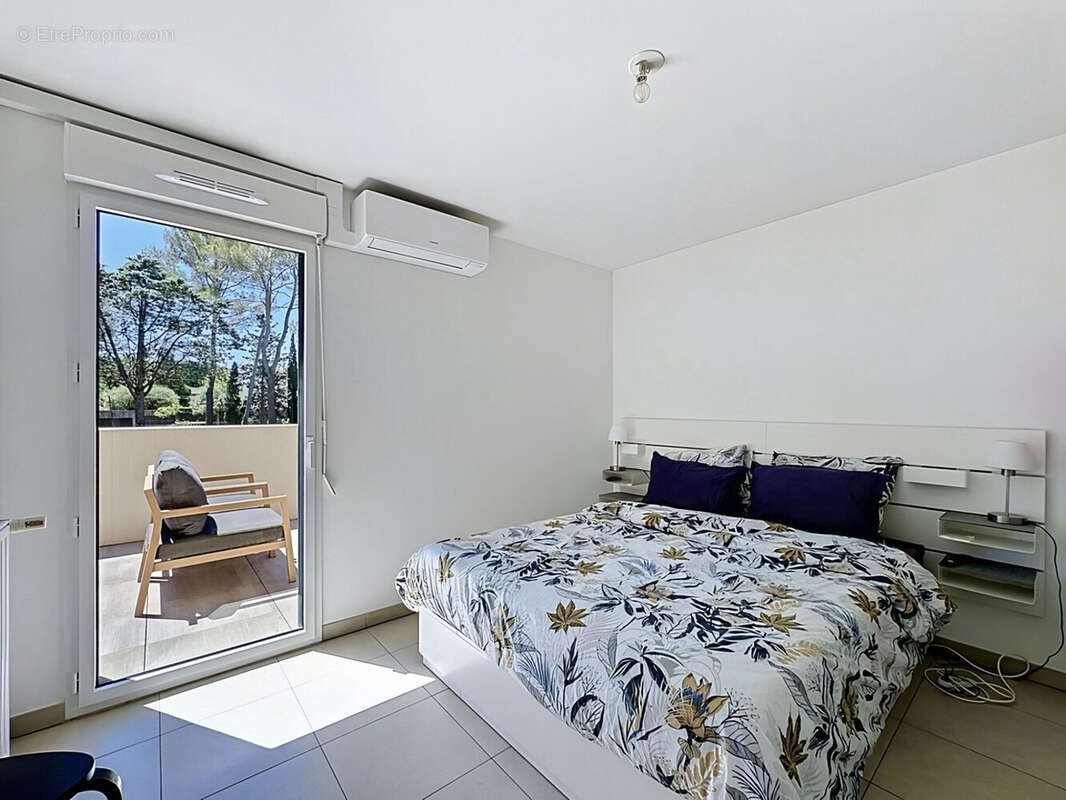 Appartement à MOUGINS