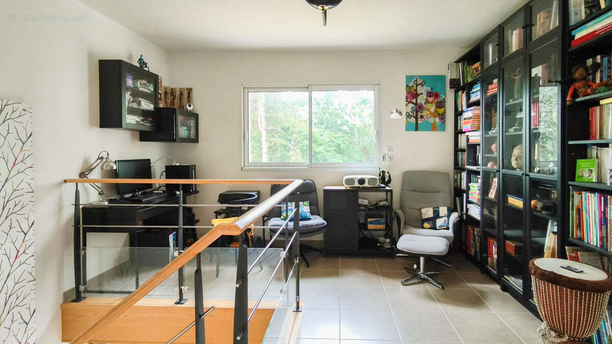 Riec-sur-Belon - Contemporaine avec dépendances, 2150m² de terrain - photo 11