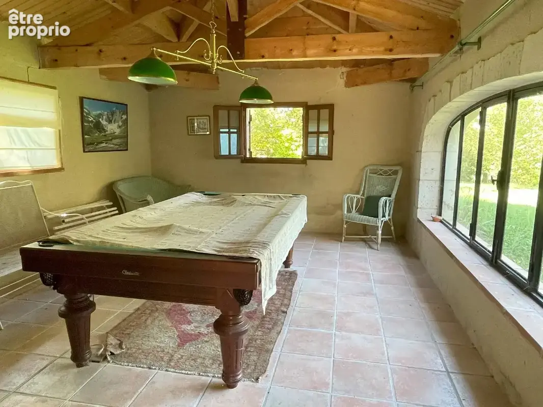 Un hameau privé dans le nord du Gers - photo 17