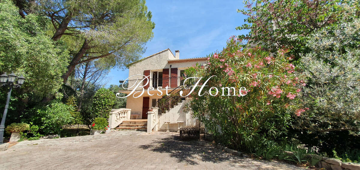 Maison à NIMES