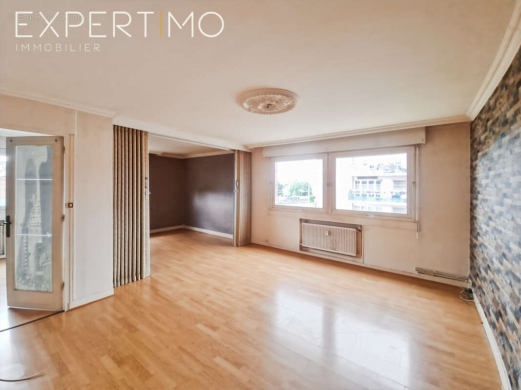 Appartement à EU