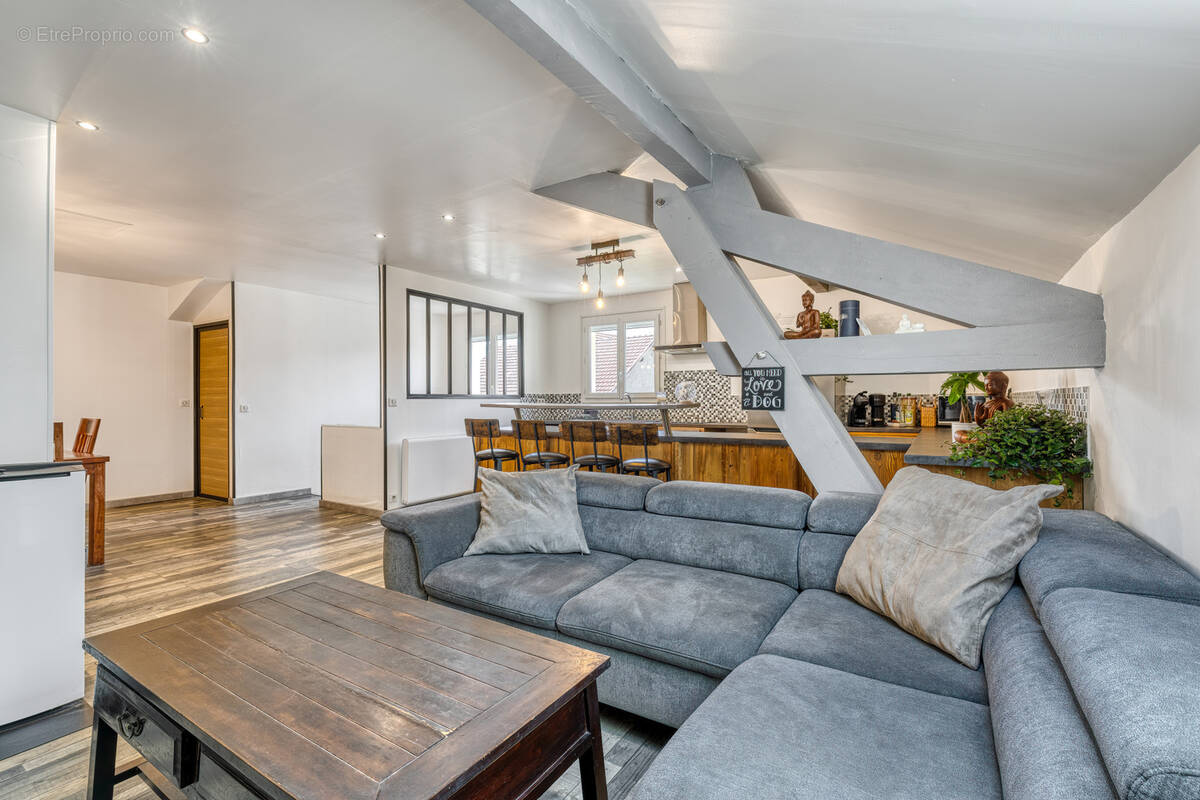 Appartement à VALLIERES