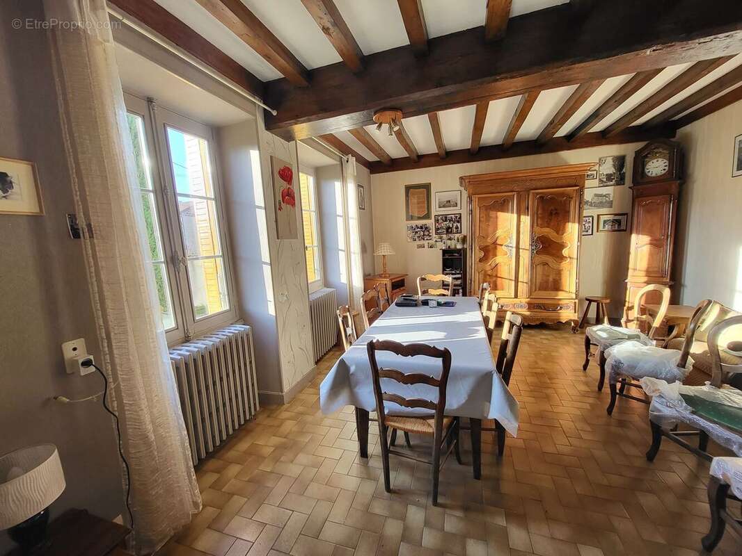 Maison à SAINT-LOUP-DE-VARENNES