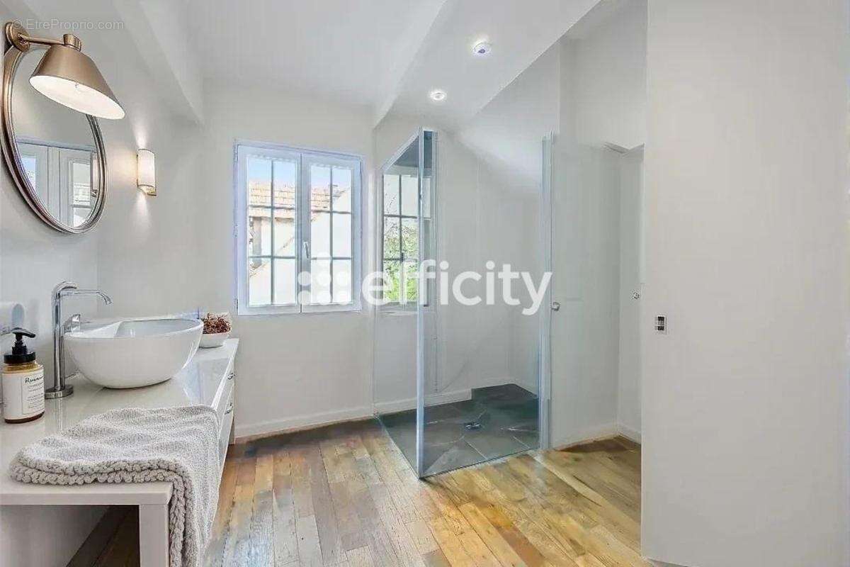 Maison à AULNAY-SOUS-BOIS