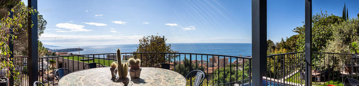 Maison à BEAUSOLEIL