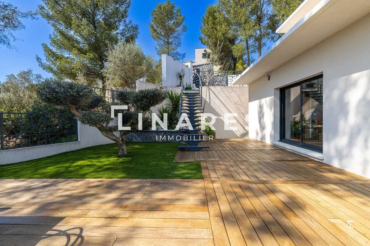 Maison à MARSEILLE-11E