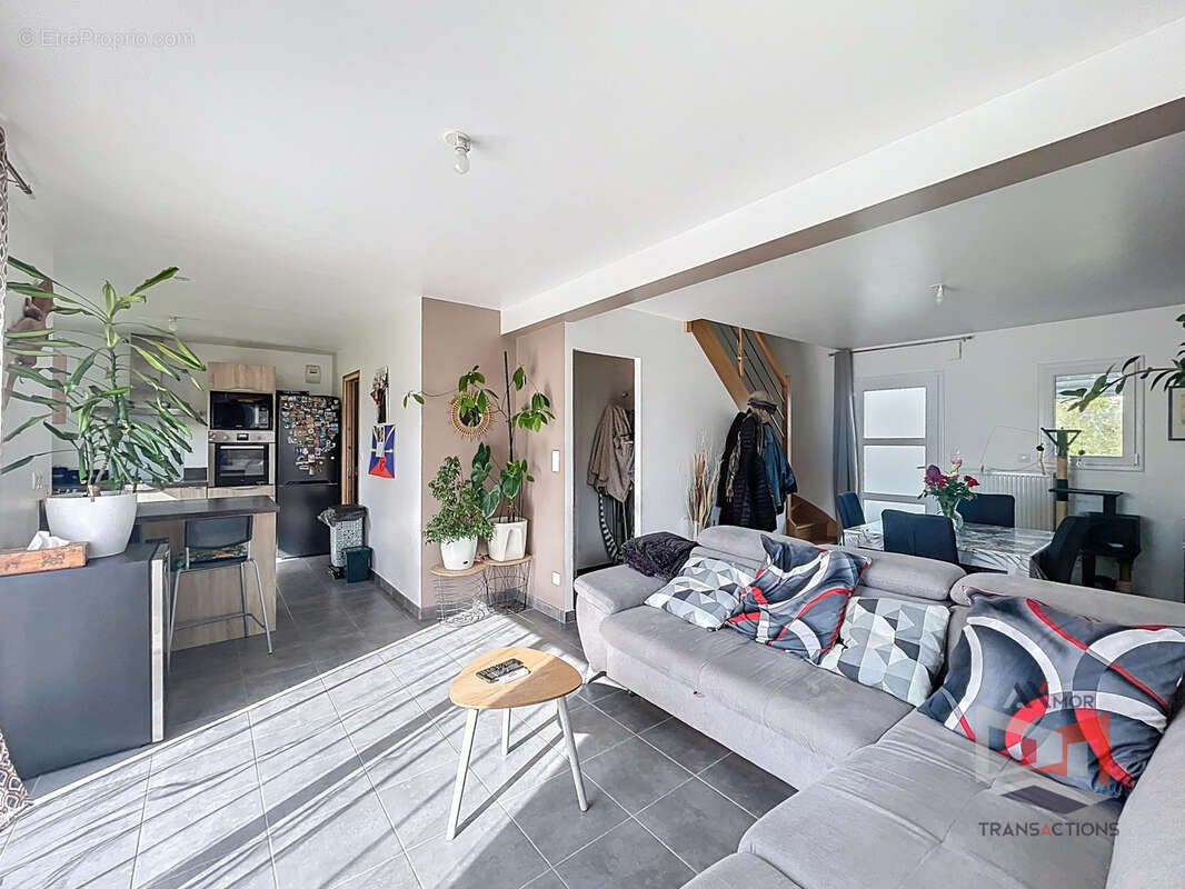 LANNION : Maison  avec jardin - photo 2