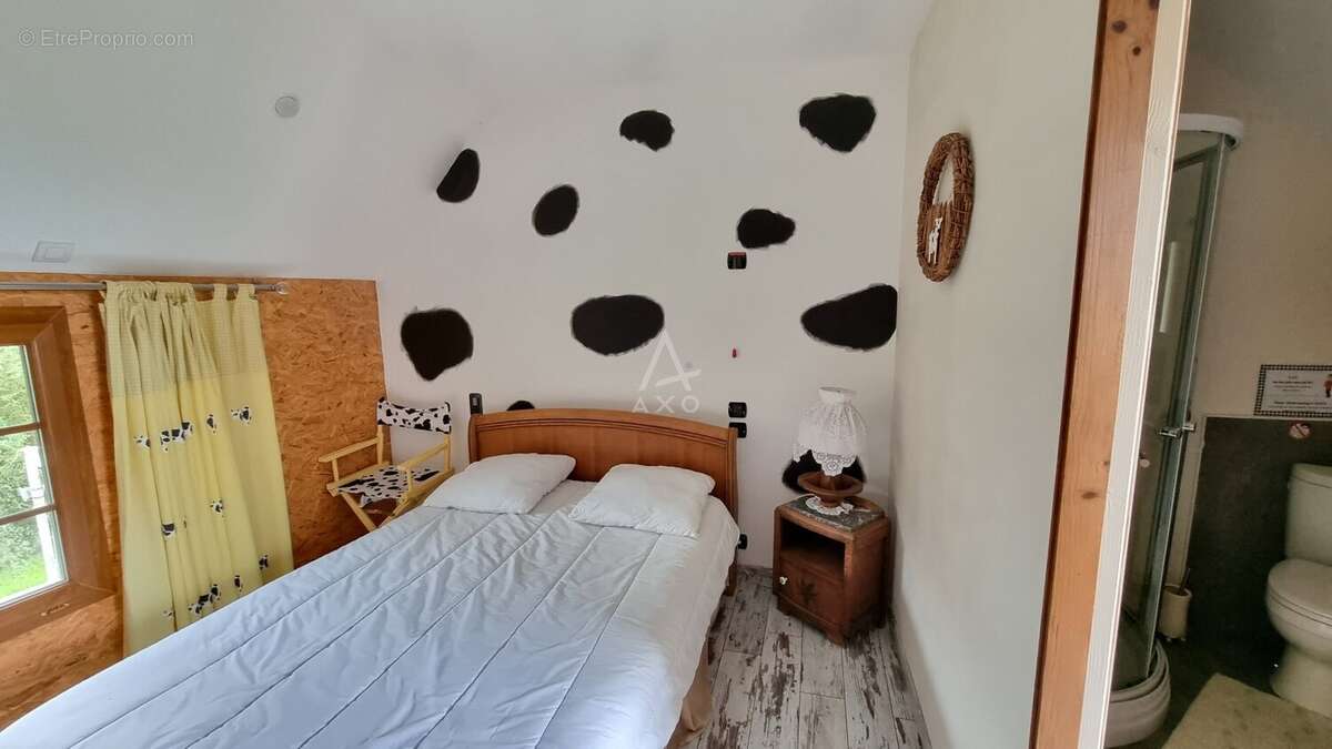 Commerce à THIBERVILLE