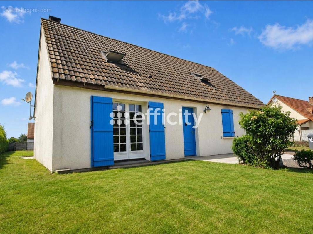 Maison à SAINT-MARTIN-EN-CAMPAGNE