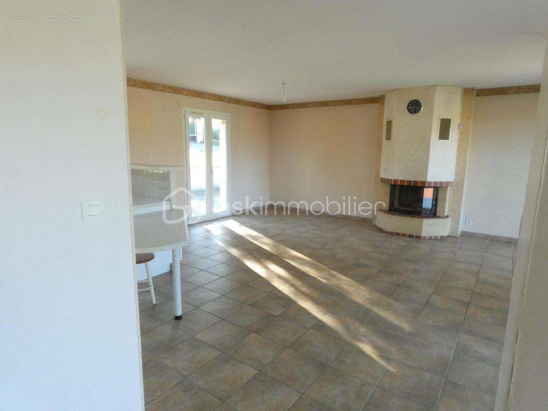 Maison de plain pied, 112m2, 5 pièces, 3 chambres - photo 6