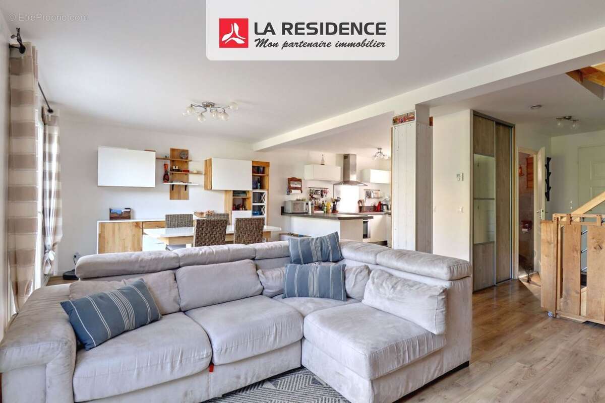 Maison à VILLIERS-SAINT-FREDERIC