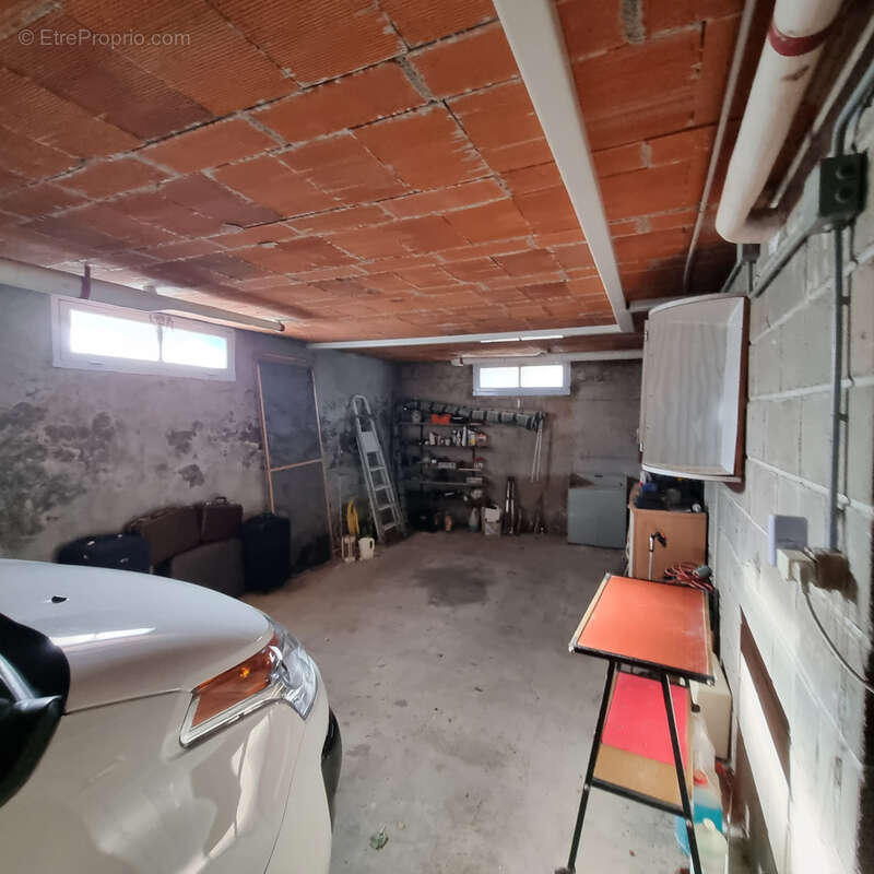 Maison à MONTGIVRAY