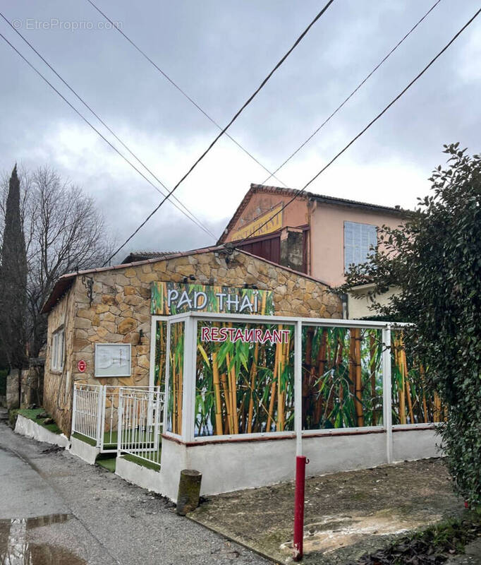 Commerce à CABASSE
