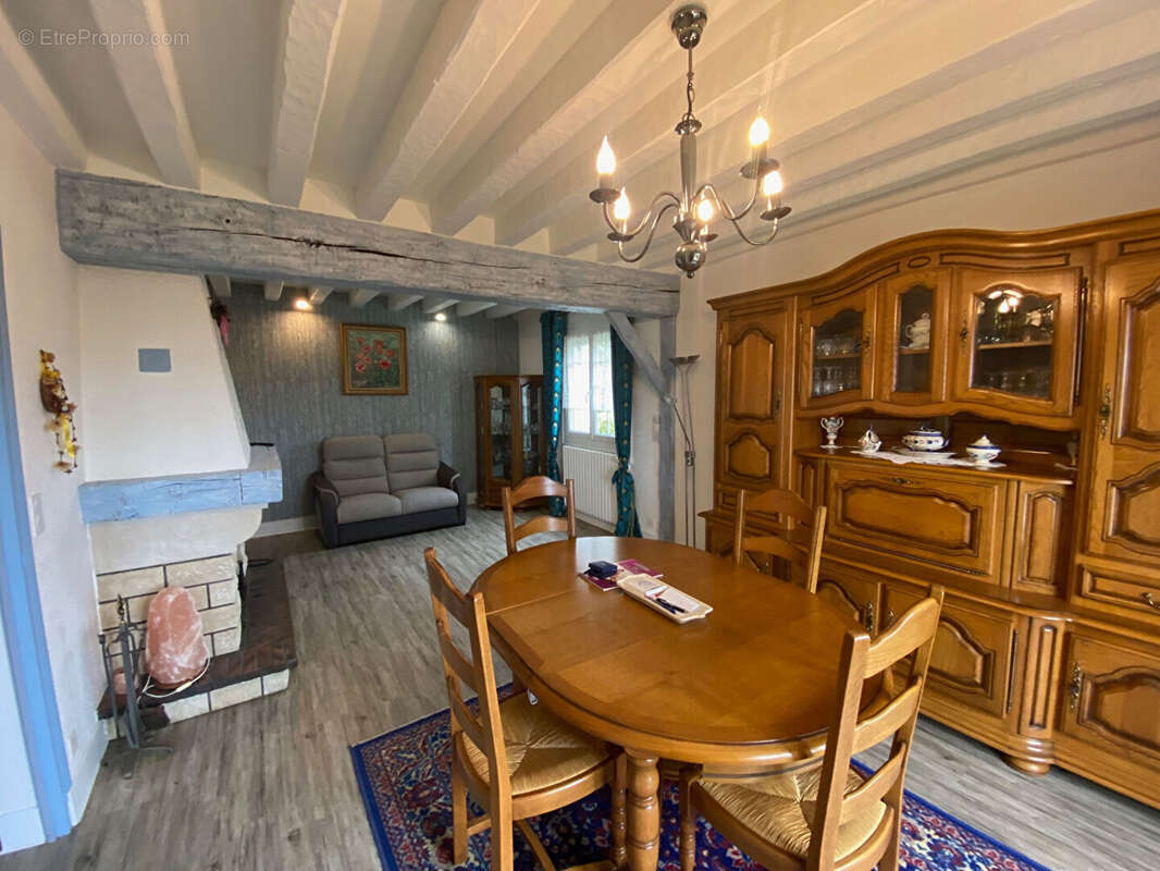 Maison à CHUISNES