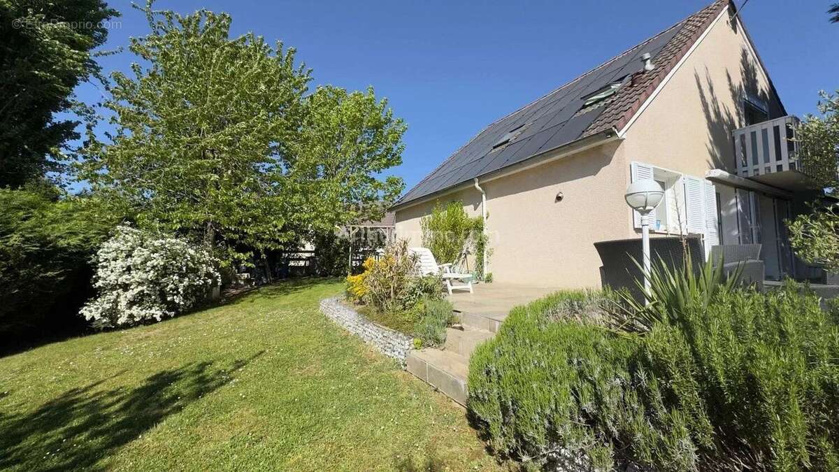 Maison à BOISSISE-LE-ROI