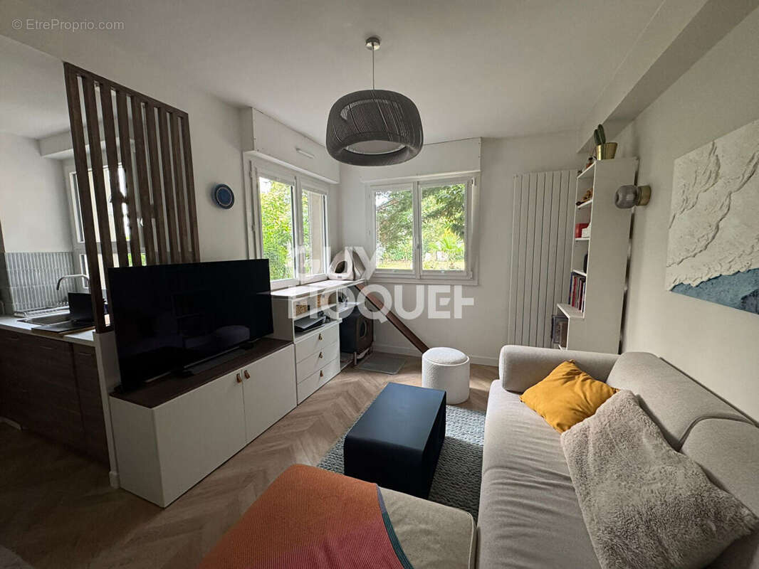 Appartement à MONTROUGE