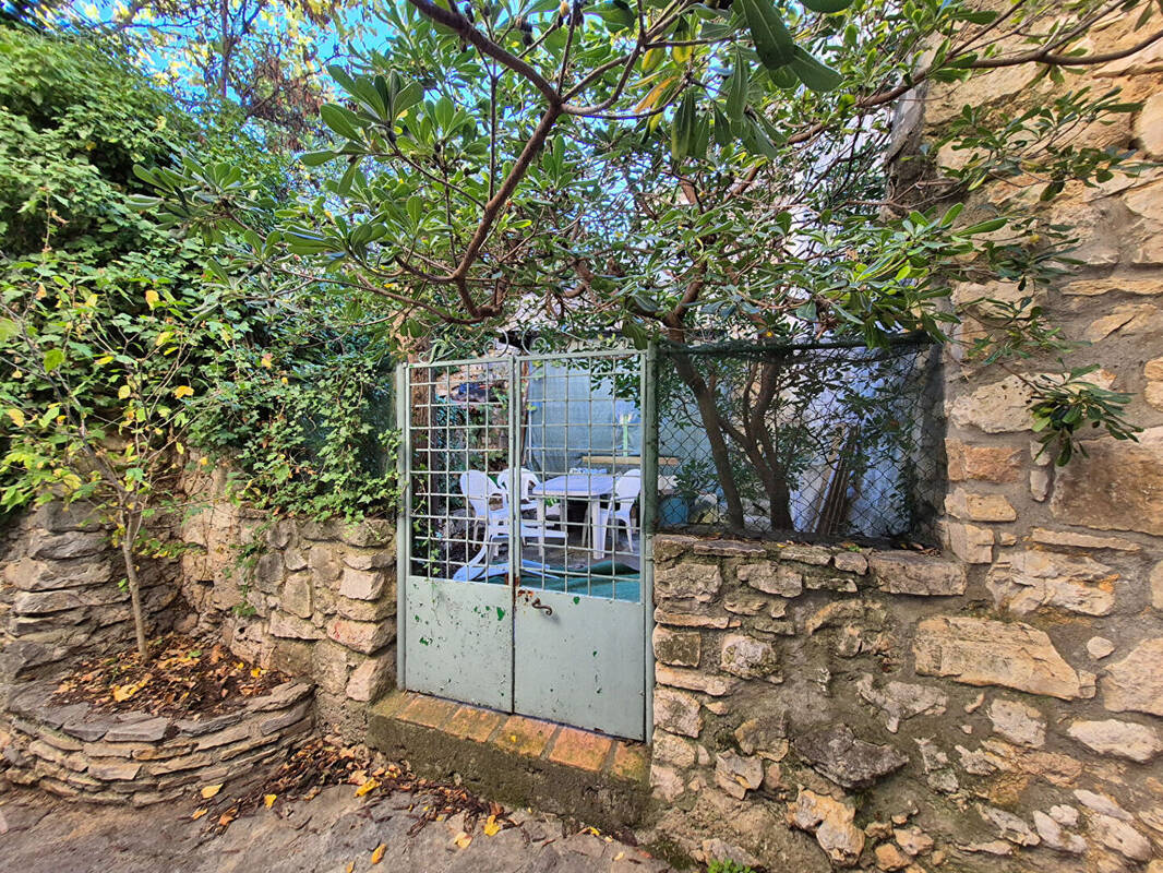 Maison à COMBAILLAUX