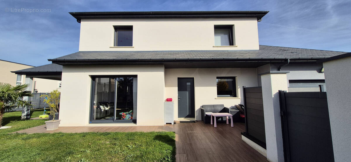 Maison à SOLIERS